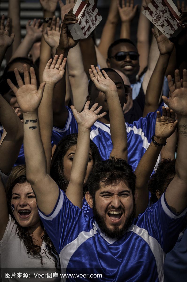 开云体育app-关于西方球队掀起热潮,球迷疯狂欢呼的信息