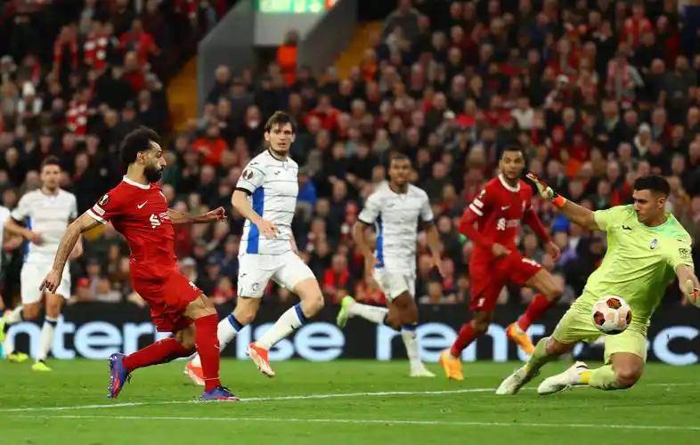 利物浦主帅神秘发言引发球迷猜测,关键比赛前夕悬念重重 利物浦主帅神秘发言引发球迷猜测,关键比赛前夕悬念重重