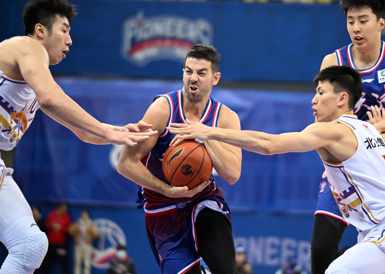 开云官方app入口-天津男篮大比分胜出,信心倍增